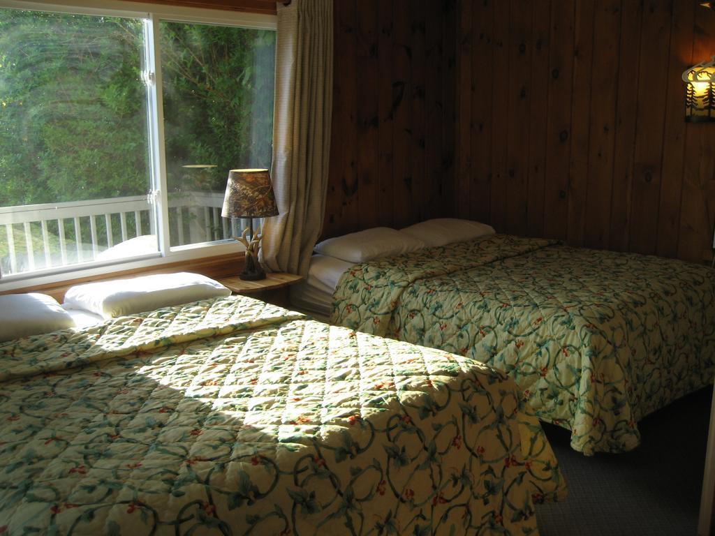 Golden Sands Resort Lake George Exterior foto