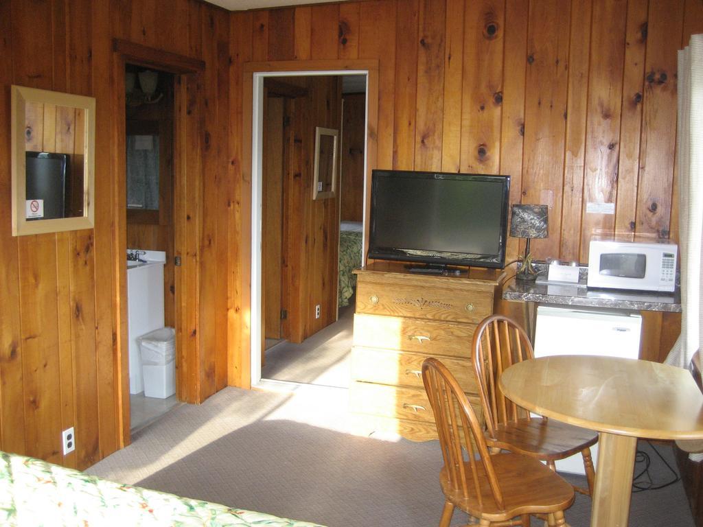 Golden Sands Resort Lake George Exterior foto