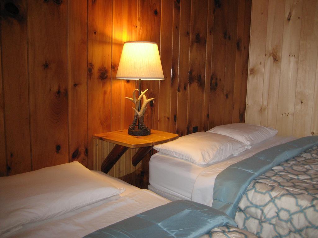 Golden Sands Resort Lake George Exterior foto