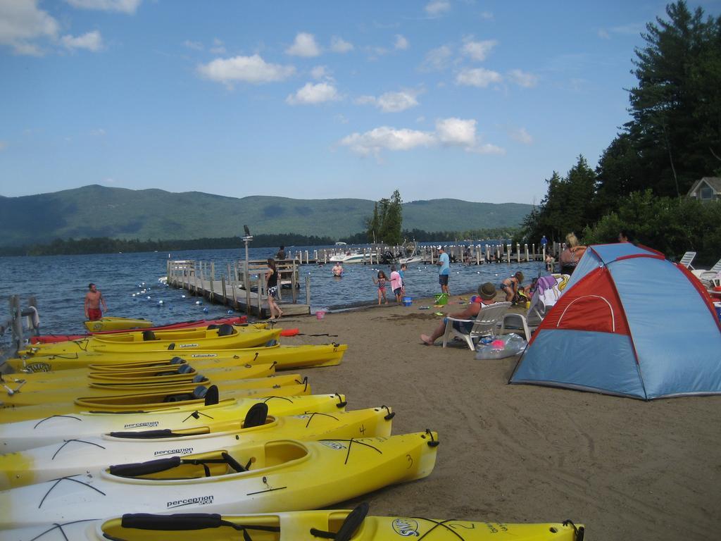 Golden Sands Resort Lake George Exterior foto