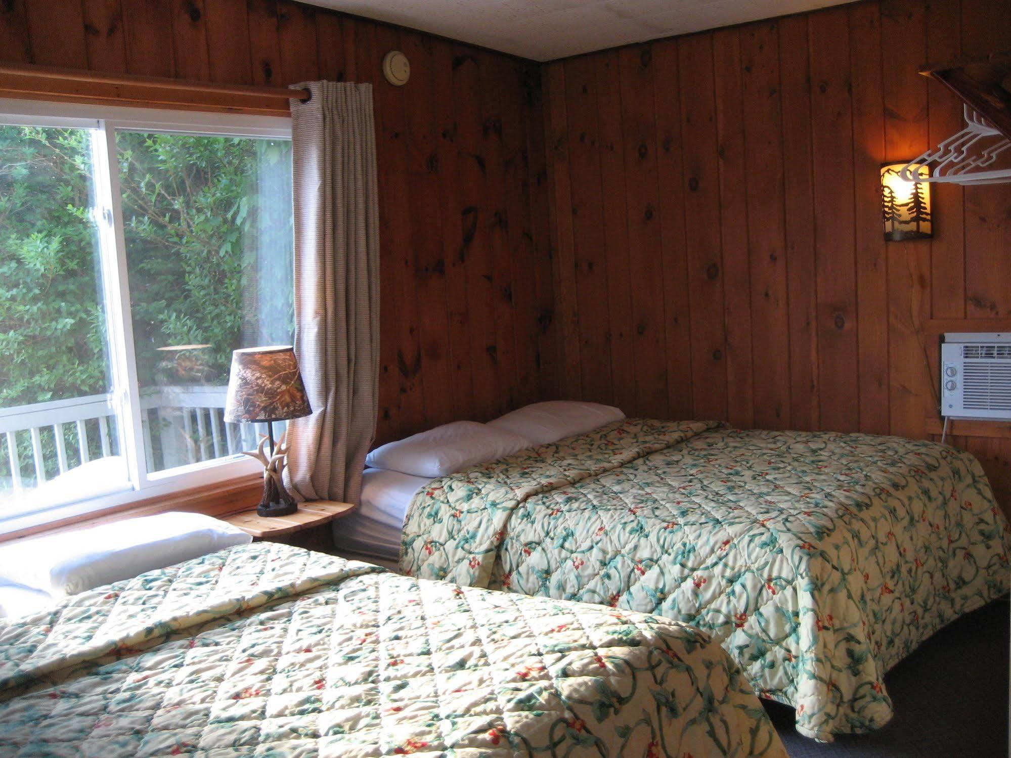 Golden Sands Resort Lake George Exterior foto
