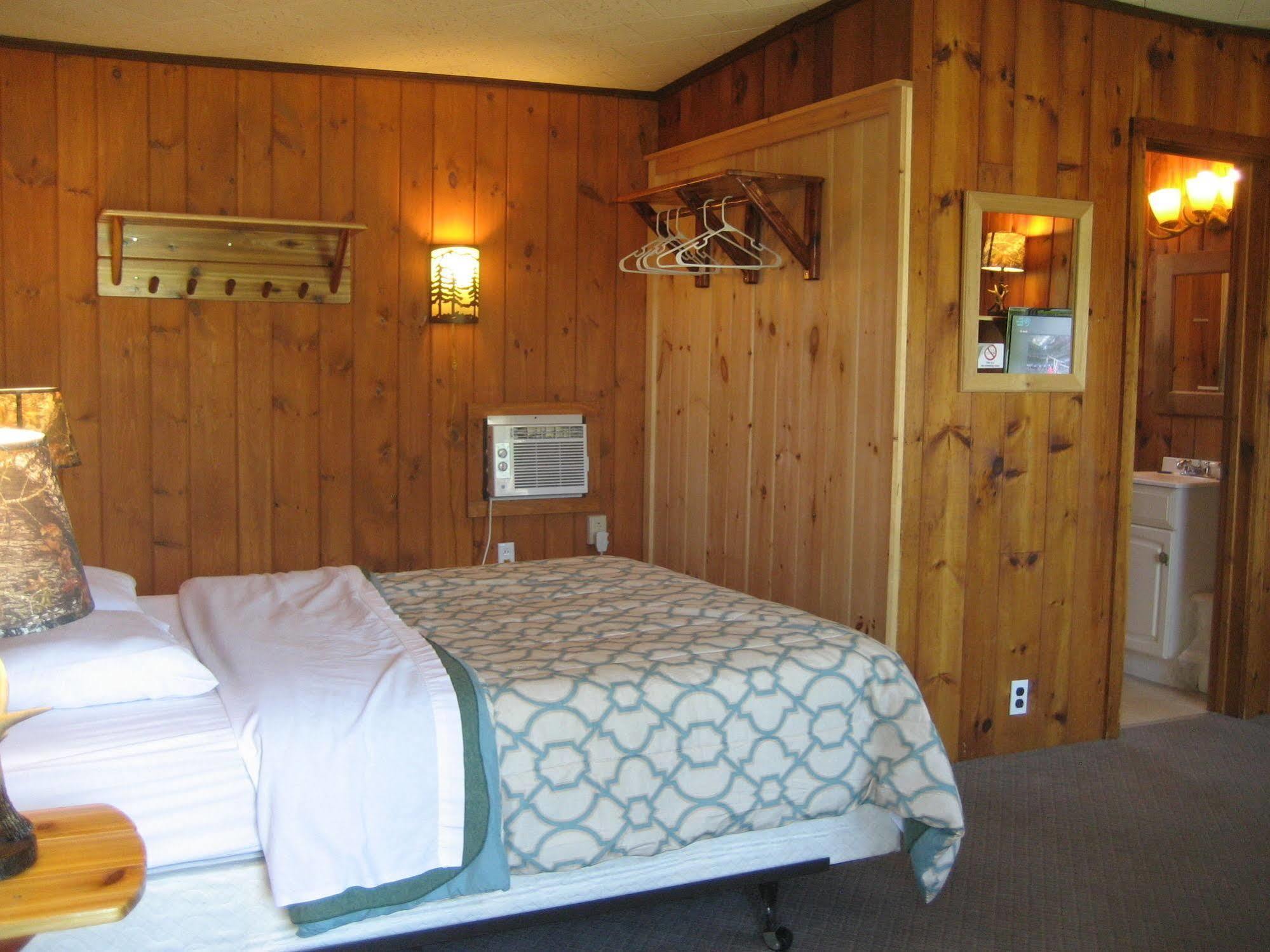 Golden Sands Resort Lake George Exterior foto