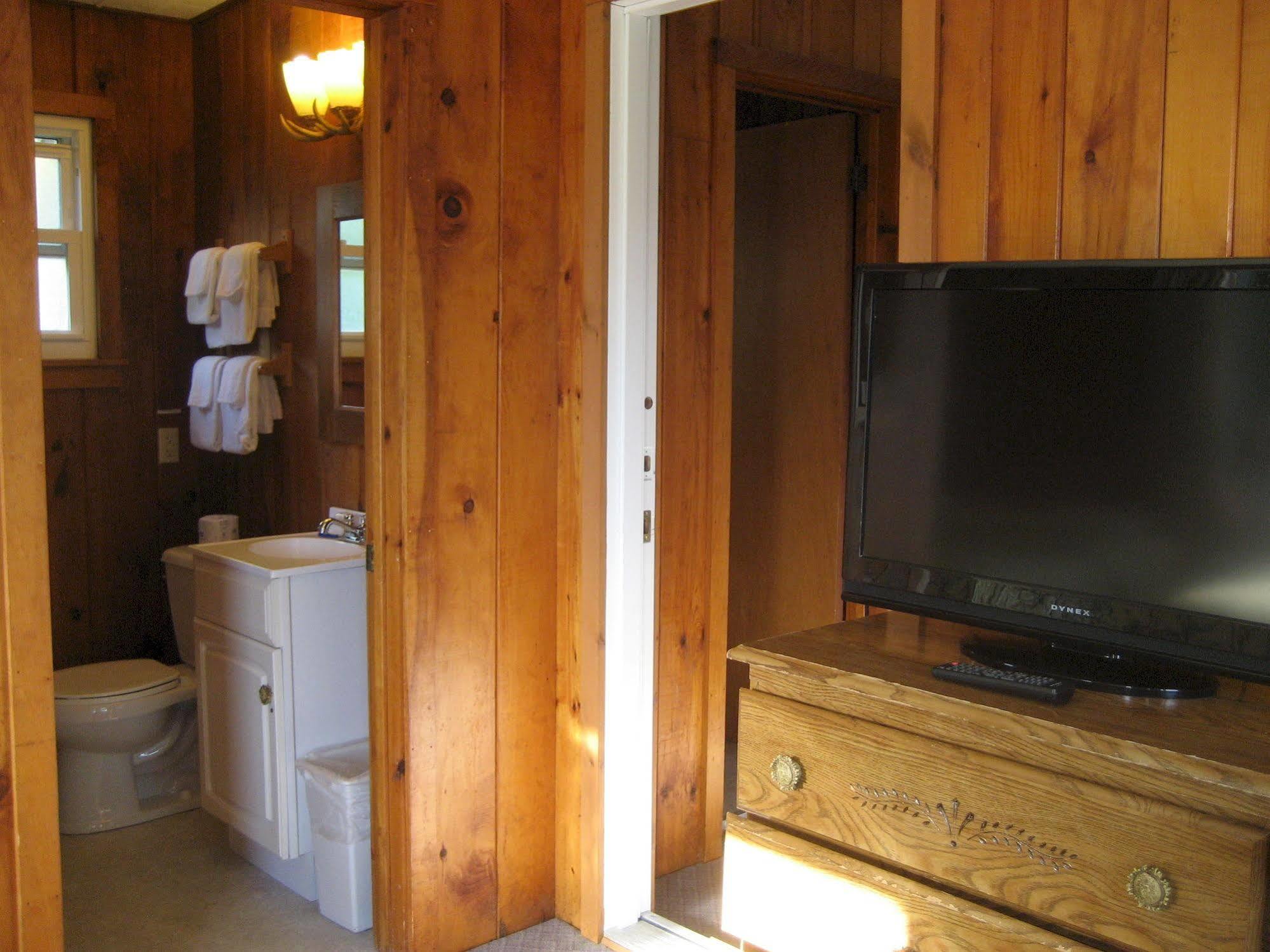 Golden Sands Resort Lake George Exterior foto