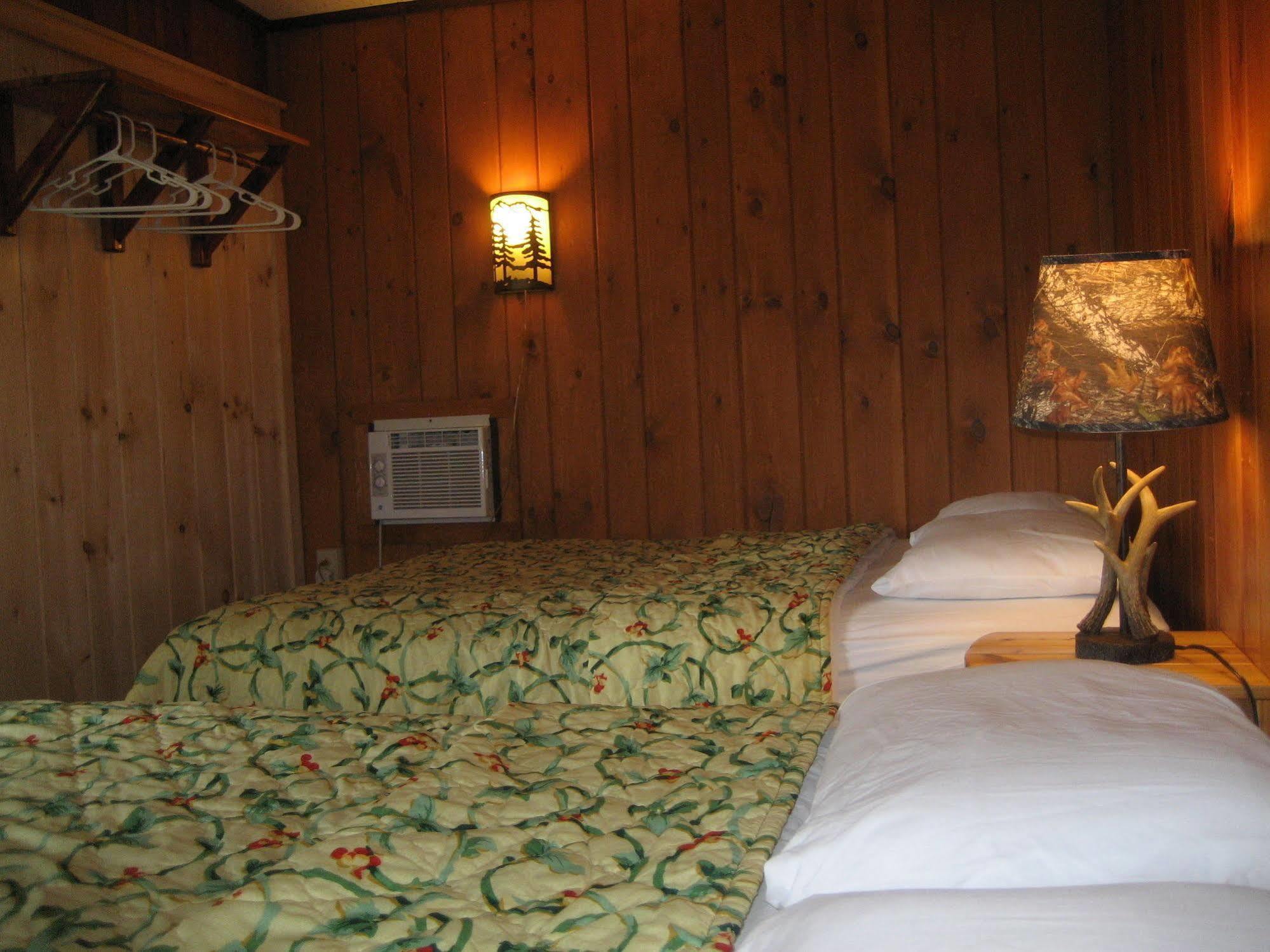 Golden Sands Resort Lake George Exterior foto