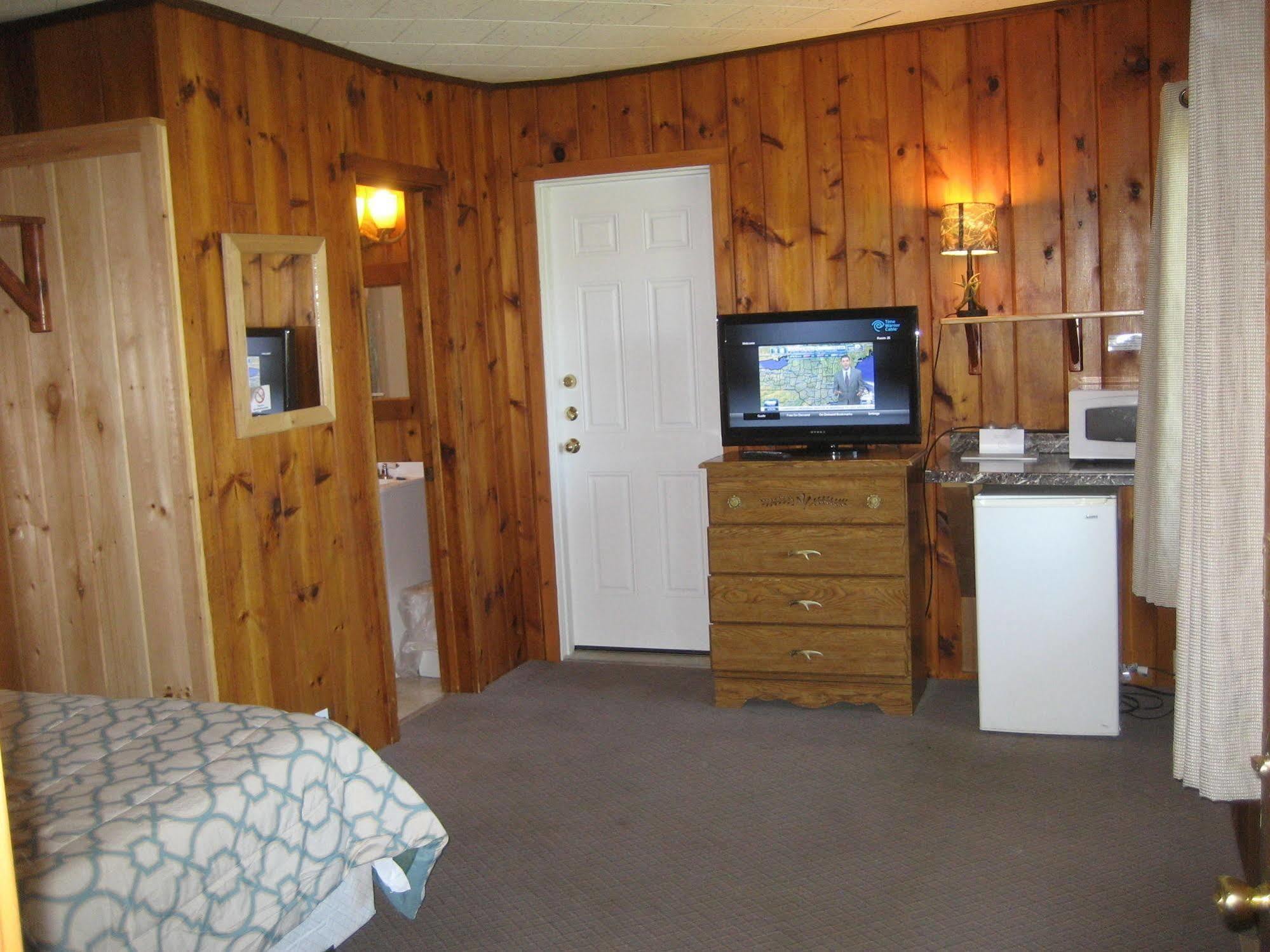 Golden Sands Resort Lake George Exterior foto