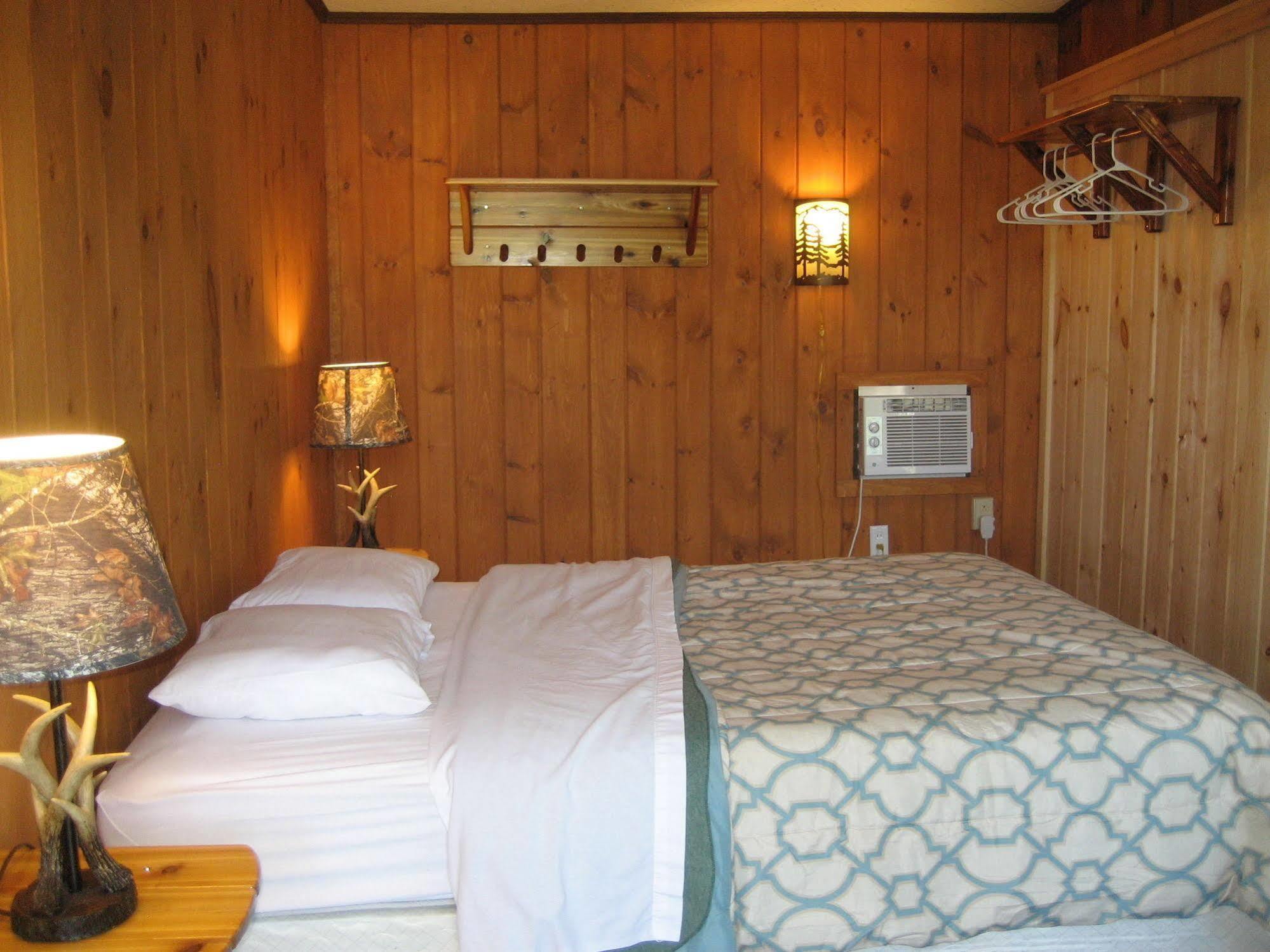 Golden Sands Resort Lake George Exterior foto